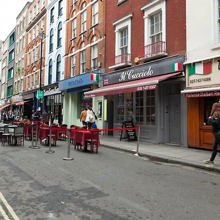 Lovely 2 Bed Flat In Soho! London Exterior photo