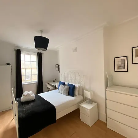 Lovely 2 Bed Flat In Soho! London Exterior photo