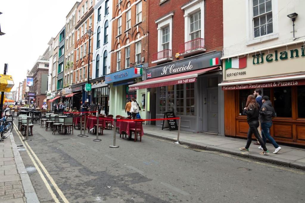 Lovely 2 Bed Flat In Soho! London