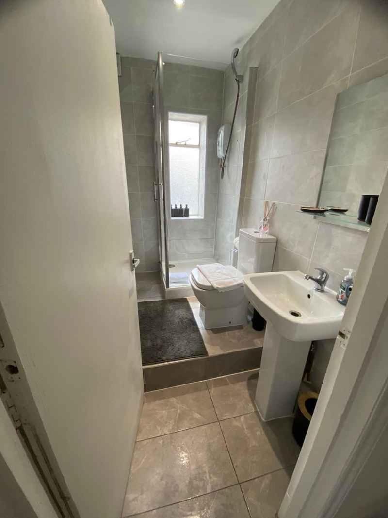 Lovely 2 Bed Flat In Soho! * Londres