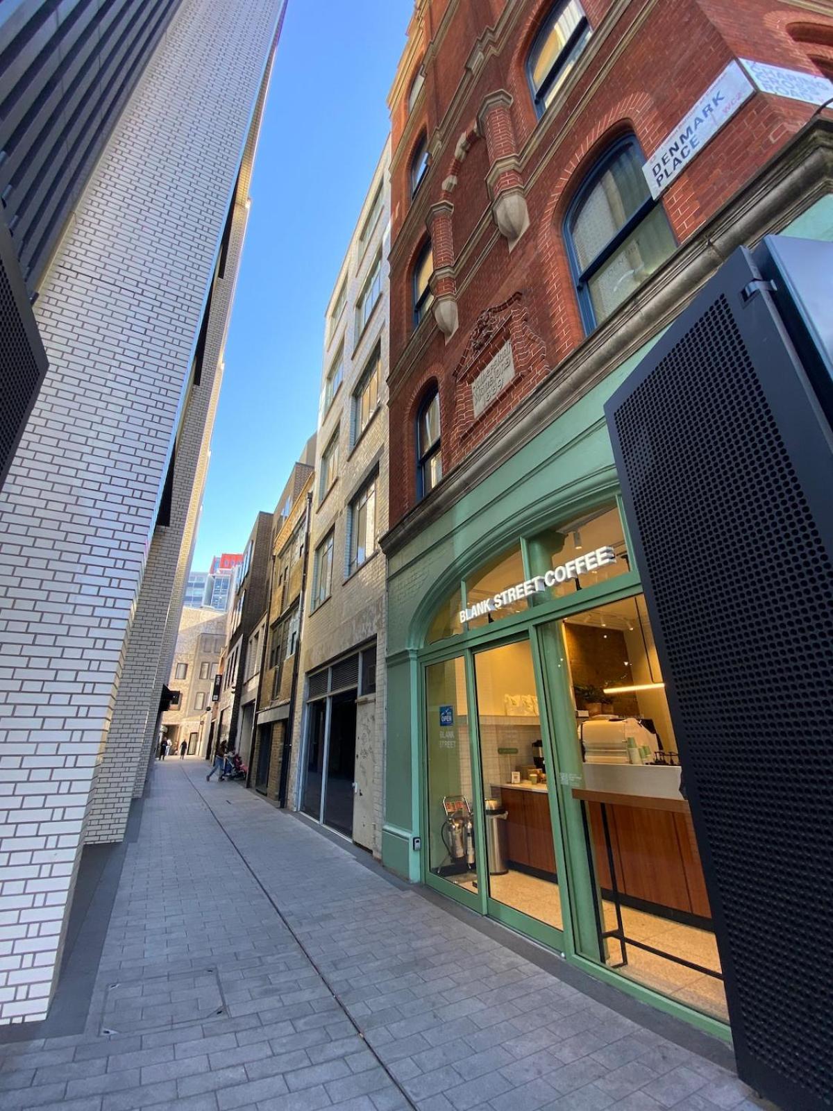 Lovely 2 Bed Flat In Soho! Apartamento Londres